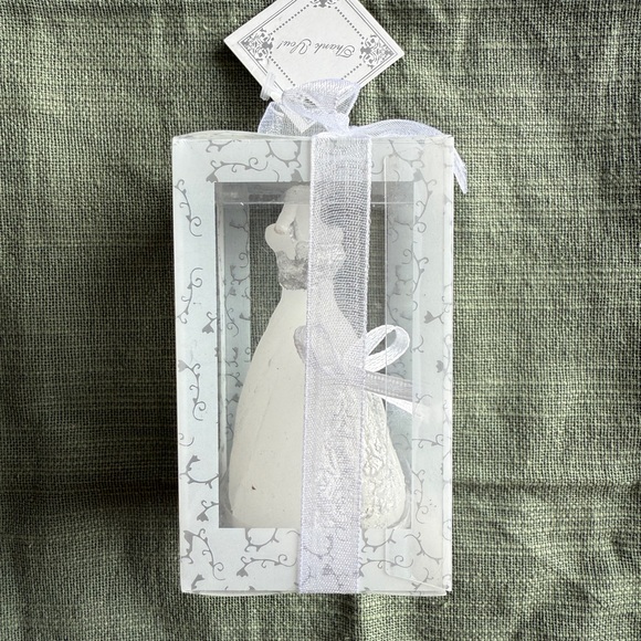 White & Gold Wedding Planner Bundle | Bride Engagement Gift Set main image 5